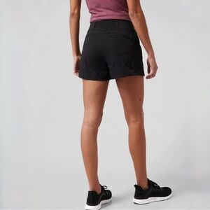 Athleta Trekkie North Short